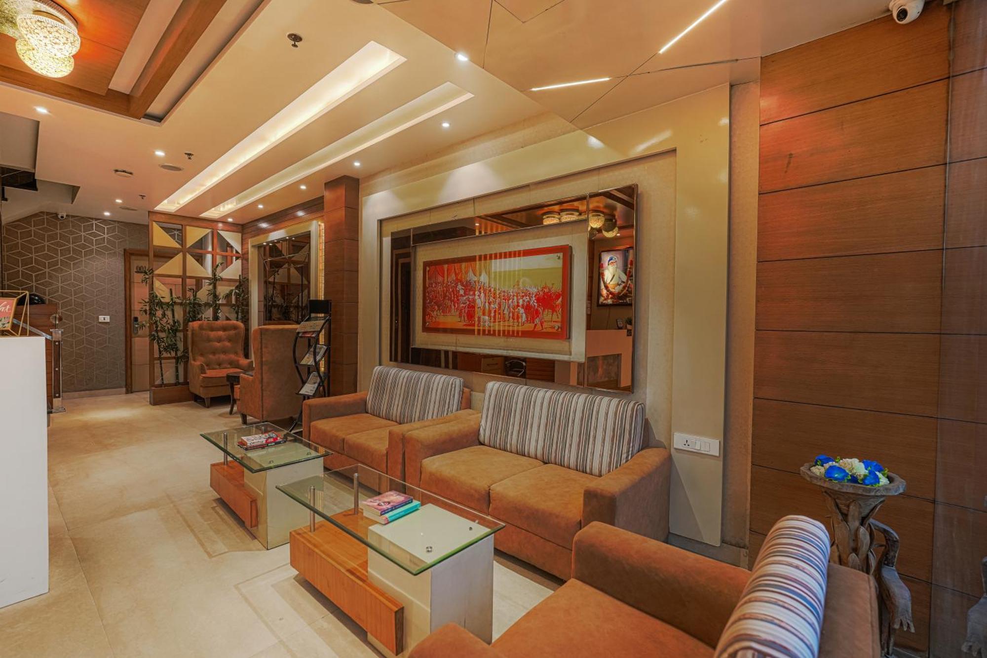 Csjs Inn Hotel Amritsar Exterior foto